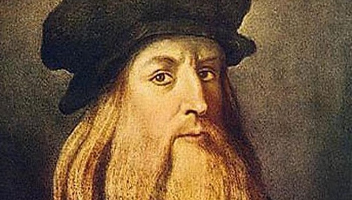 leonardo-da-vinci-iki-elini-de-kullanabilmektedir.jpg
