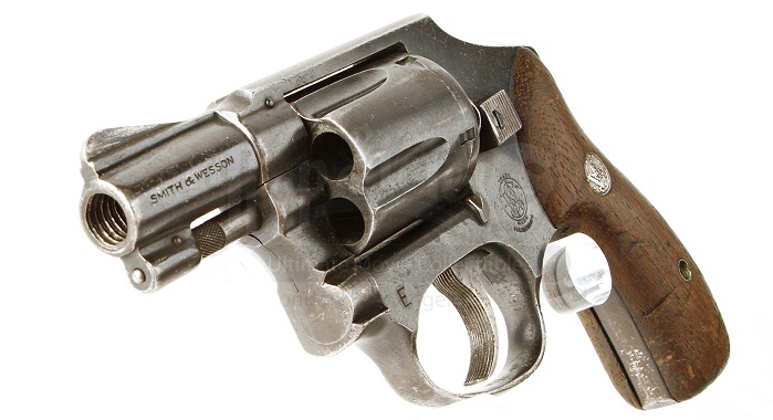 Ucuz Roman: Honey Bunny’nin Kahraman Smith & Wesson Centennial Model 40 Tabancası