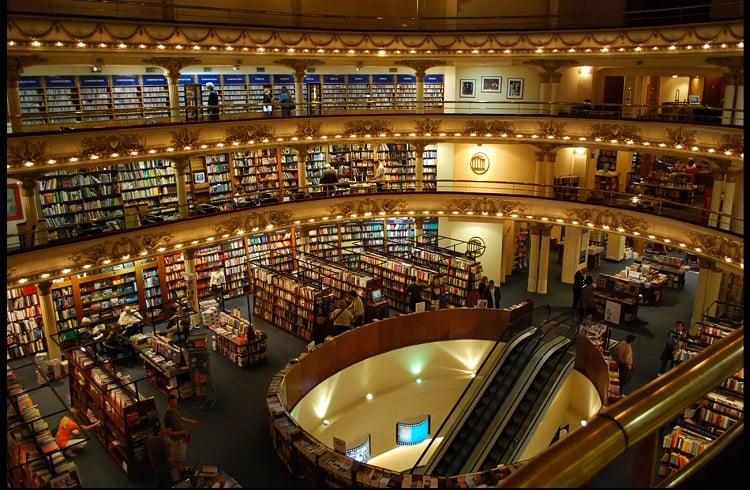 Dünyanın En Ünlü ve İhtişamlı 10 Kütüphanesi