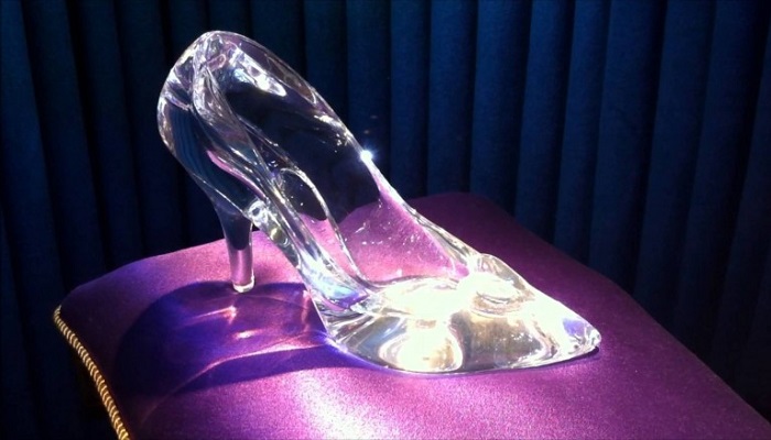 Cinderella Cam Ayakkabı