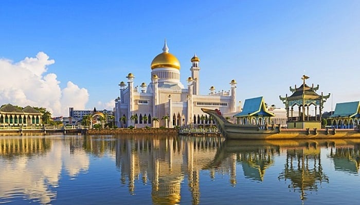 Hassanal Bolkiah - Istana Nurul Iman Palace