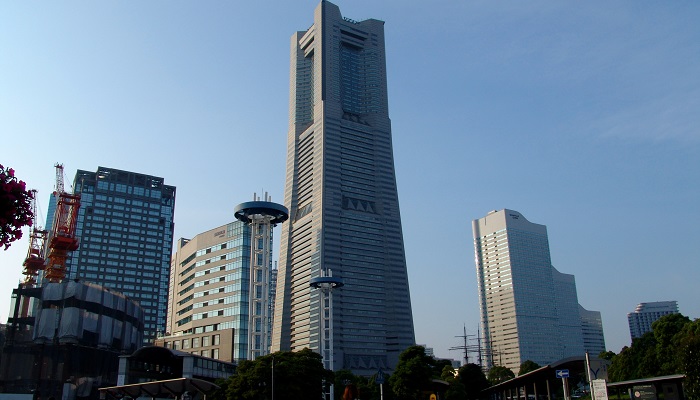 Yokohama Kulesi Asansörleri - Japonya