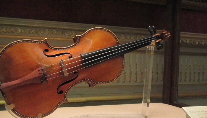Stradivarius Keman