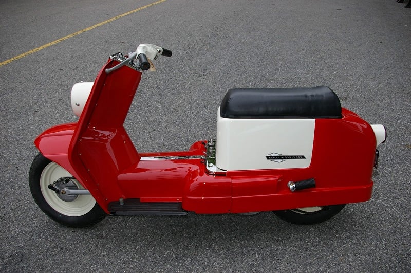 Harley Davidson motorlu bir scooter üretmiştir.