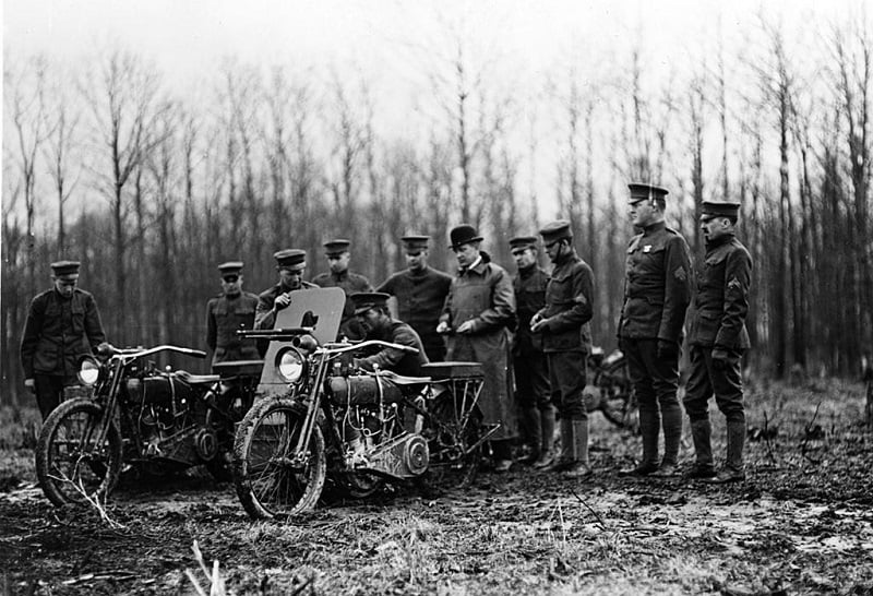 Harley Davidson motosikletleri, 1. Dünya Savaşı sırasında askeri güçler tarafından kullanıldı.