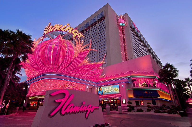 Las Vegas’ın ünlü oteli The Flamingo!