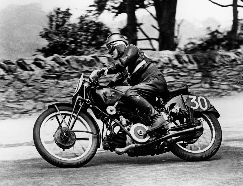 Moto Guzzi ve The Isle of Man Time Trial