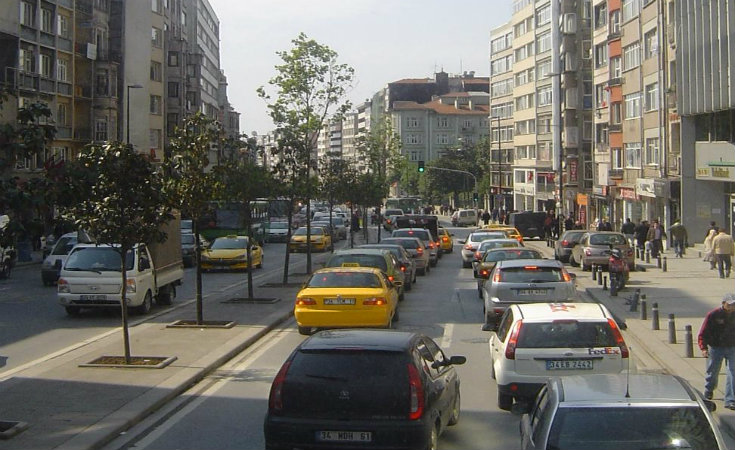 Halaskargazi, Cumhuriyet Caddesi