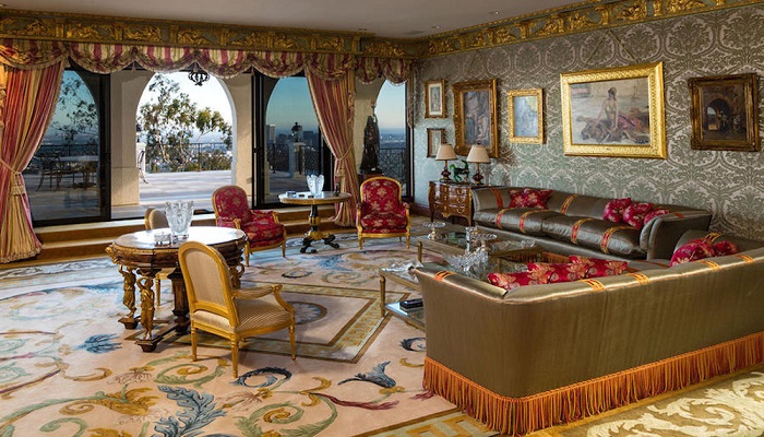 Beverly Hills'de Bulunan Malikaneyi Bu Kadar Pahalı Yapan Ne?