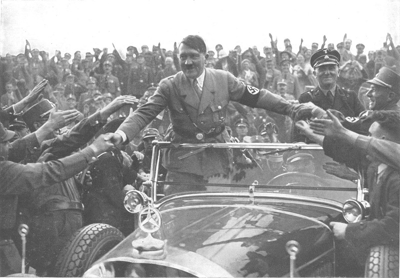 Mercedes-Benz hayranı Adolf Hitler