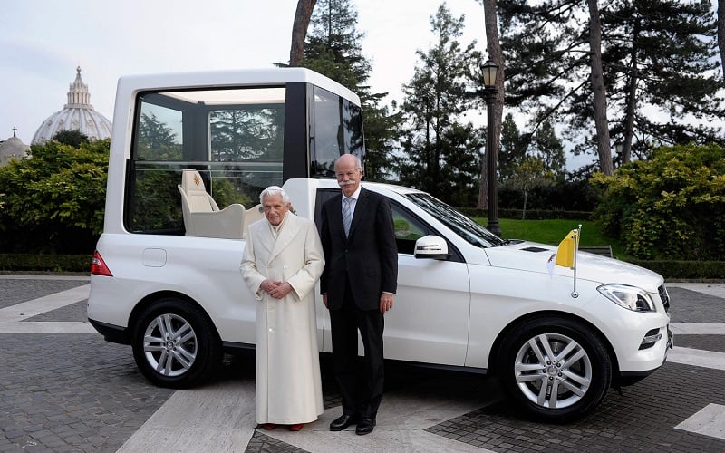 Papa’nın kullandığı araç (Papamobil)