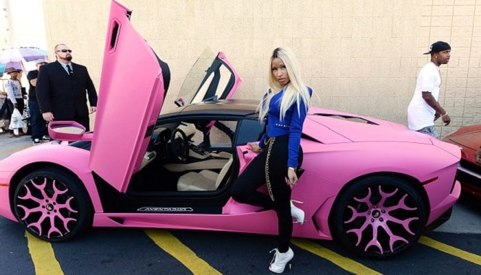 Nicki Minaj - Lamborghini Aventador