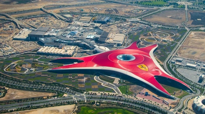 Abu Dhabi'de Ferrari Temalı Bir Park Bulunmaktadır