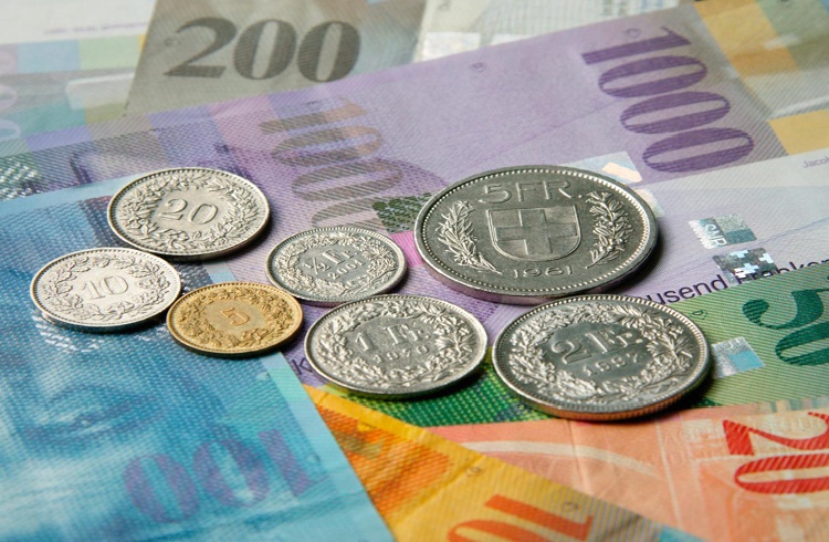 İsviçre Frangı Ticareti Nasıl Yapılır? İsviçre Frangından Para Kazanmak için Öneriler