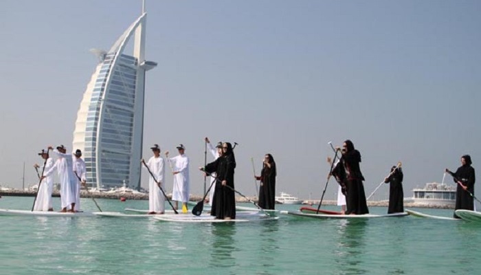 Kürek Sörfü (Paddleboarding) Yapmak