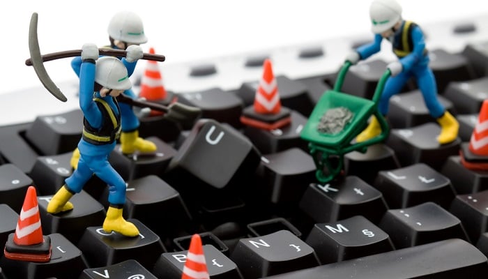 Basit Tamirat İşleri için Başkalarına Para Ödemek!