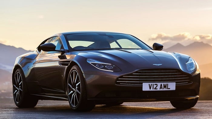 Aston Martin DB11 Modeli Diğer Versiyonlardan Daha Farklı Bir Tasarıma Sahip