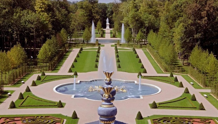 Fransa'nın En Pahalı Evi Olan Chateau Louis XIV Şatosunun Değeri Ne Kadar?