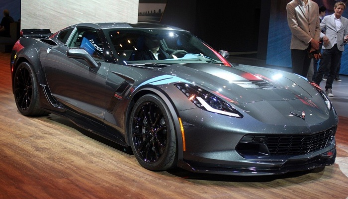 Kalite Fiyat Bakımından 2017 Yılının En İyi Arabası Olmaya Aday 2017 Corvette Z06 Modelinin Fiyatı
