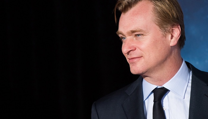 Christopher Nolan ve Takım Elbisesi