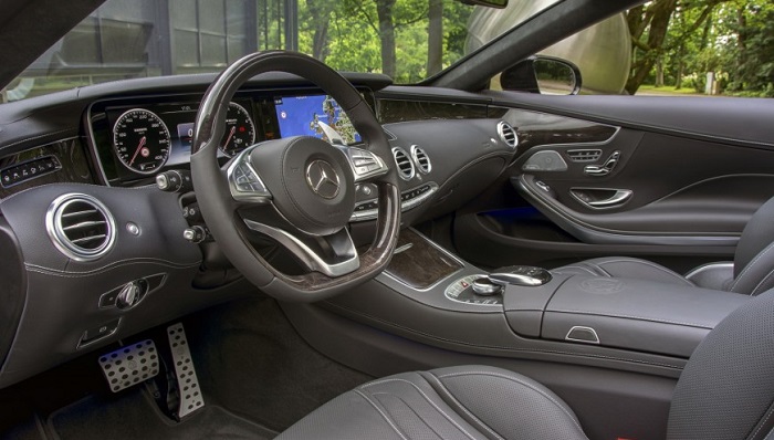 Mercedes ve Brabus Konforunu Gözler Önüne Seriyor