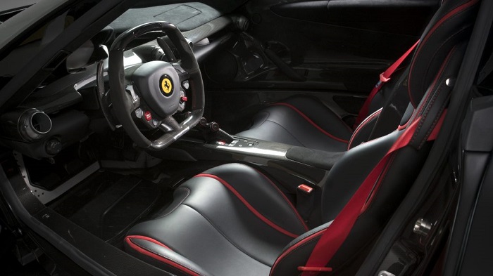 Güçlü Motoruyla Ferrari'nin En Etkileyici Hibrid Modeli