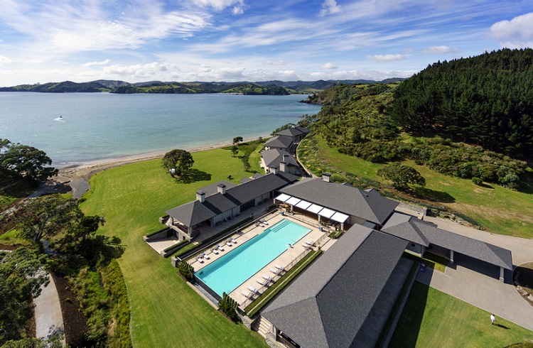 Yaşam Standartlarıyla Zirvede Yer Alan Yeni Zelanda’nın Son Harikası: “Helena Bay Lodge”