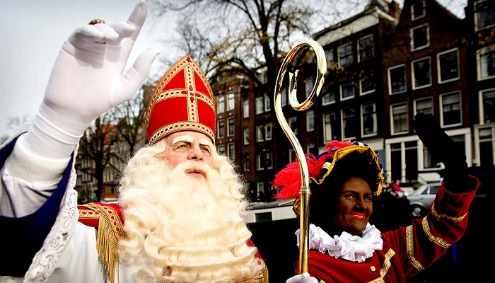 Noel Baba’nın Cüceleri "Zwarte Piet (Siyahi İnsan)" Adı Verilen İnsanlardır.