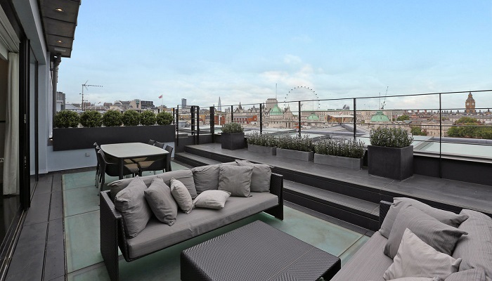Carlton House Terrace Çatı Katı Dairesinin Fiyatı