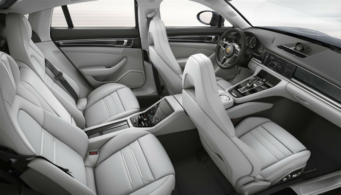 Porsche Panamera Arka Yolcu Bölümü: