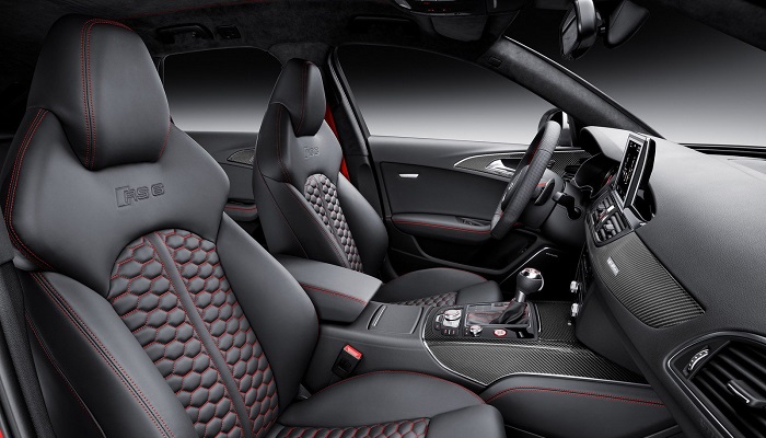 Audi RS6 Avant Modelinin İç Dizaynı Oldukça Sportif
