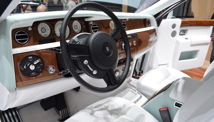 Rolls Royce Phantom Serenity Modeli Teknolojik Donanımlarla Donatılmış