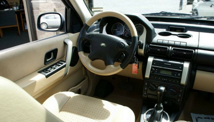 Land Rover Freelander İç Görünümü