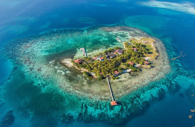 Belize’nin Hatchet Caye Adası Yeni Sahiplerini Arıyor!