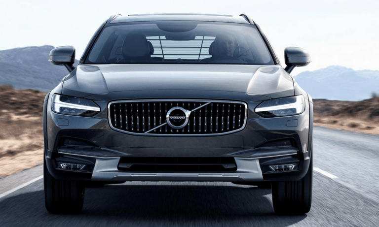 Yeni Volvo V90 Cross Country Arazileri Süpürmeye Geliyor