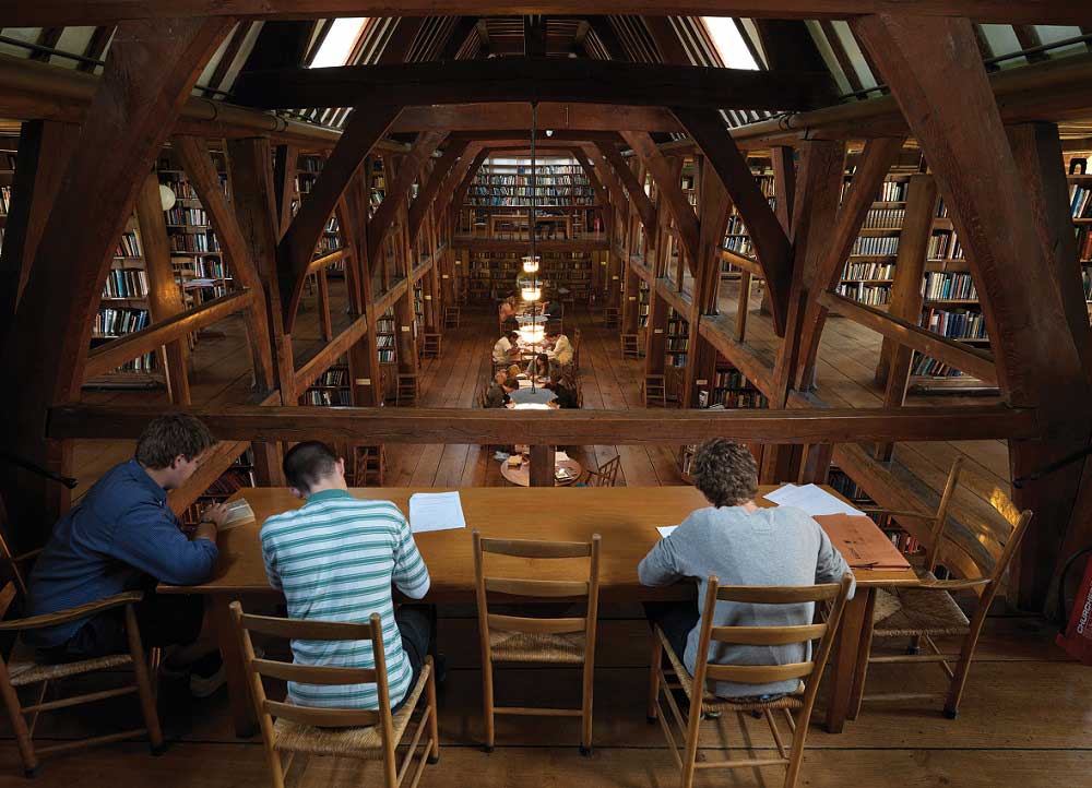 Bedales Anit Kutuphanesi Londra