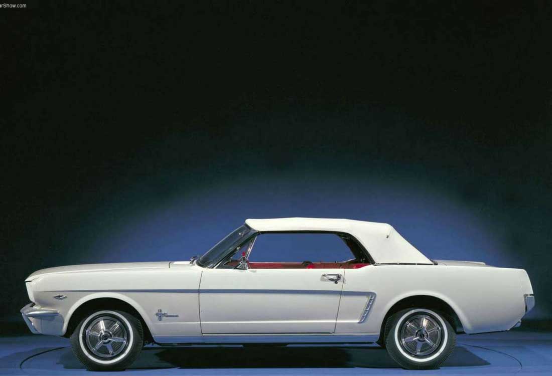 Ford Mustang Fotograflari Ilk Uretiminden Son Uretimine Kadar Tarihsel Liste 1964 Mustang Cobra Yan Gorunumu