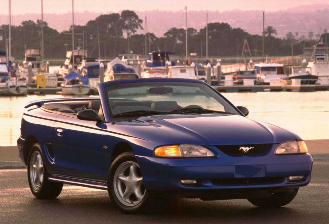 Ford Mustang Fotograflari Ilk Uretiminden Son Uretimine Kadar Tarihsel Liste 1994 2004 Dorduncu Nesil Cabriolet
