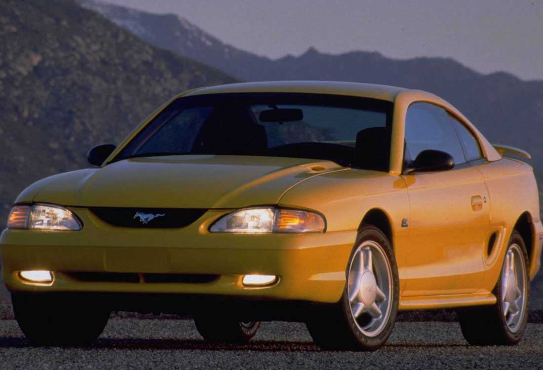 Ford Mustang Fotograflari Ilk Uretiminden Son Uretimine Kadar Tarihsel Liste 1994 2004 Dorduncu Nesil Coupe Modeli