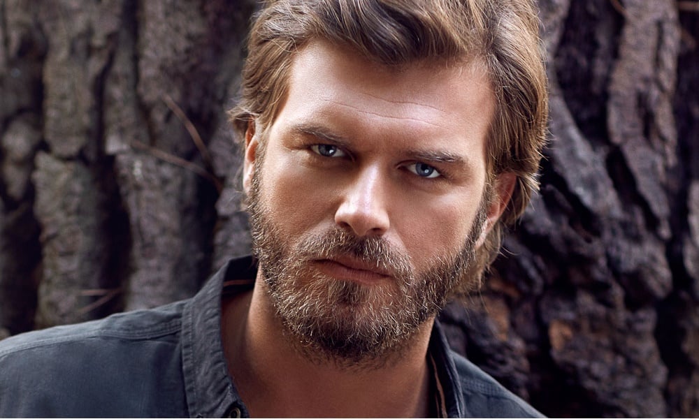 Kıvanç Tatlıtuğ