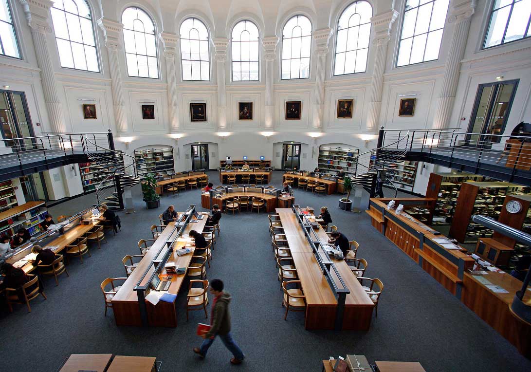 Leipzig Universitesi Kutuphanesi Almanya