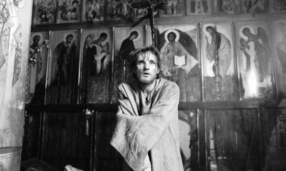 En İyi 90 Tarihi Film Listesi  Ortacag-filmleri-andrei-rublev