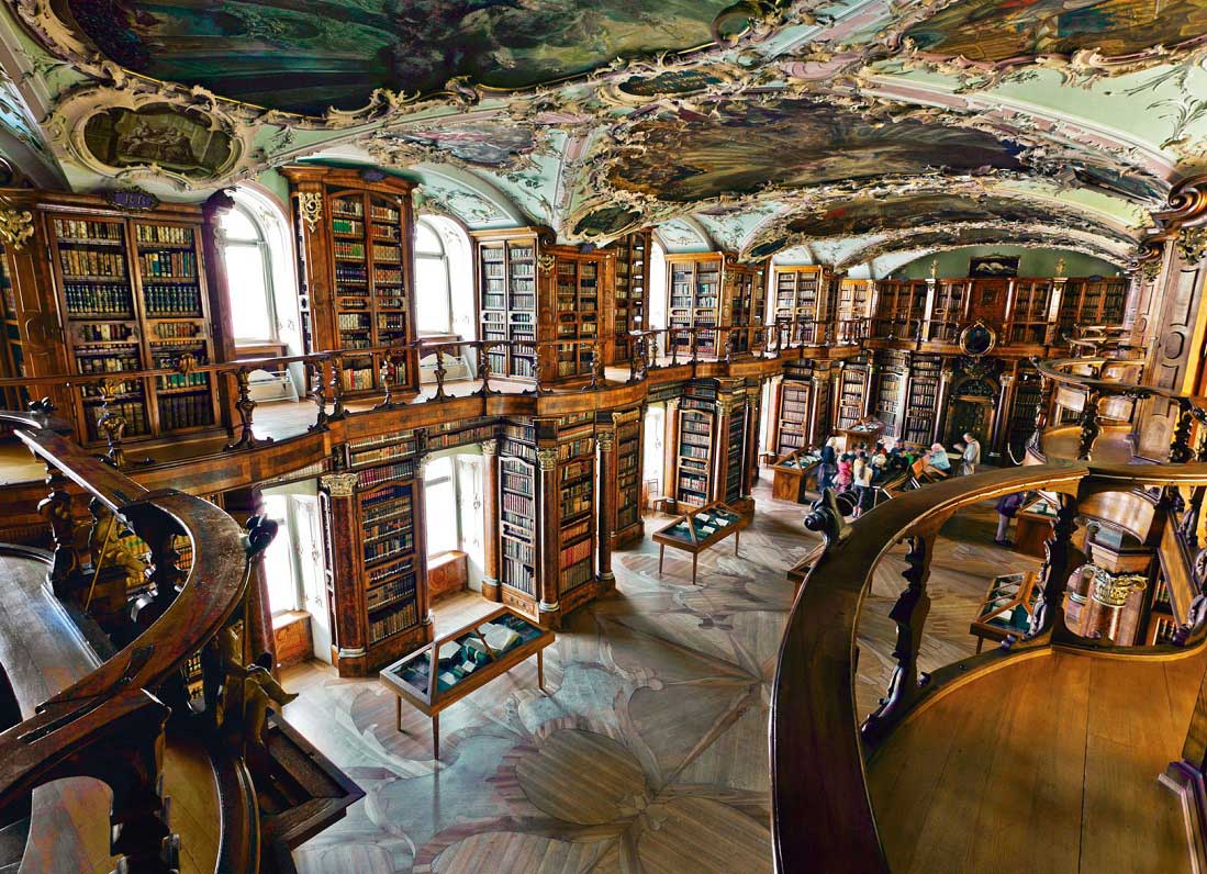 Stiftsbibliothek Manastir Kutuphanesi St Gallen Isvicre