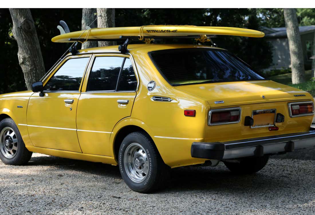 Toyota Corolla Fotograflari Ilk Uretimden Son Uretime Kadar Tarihsel Liste 1974 Arka Gorunumu
