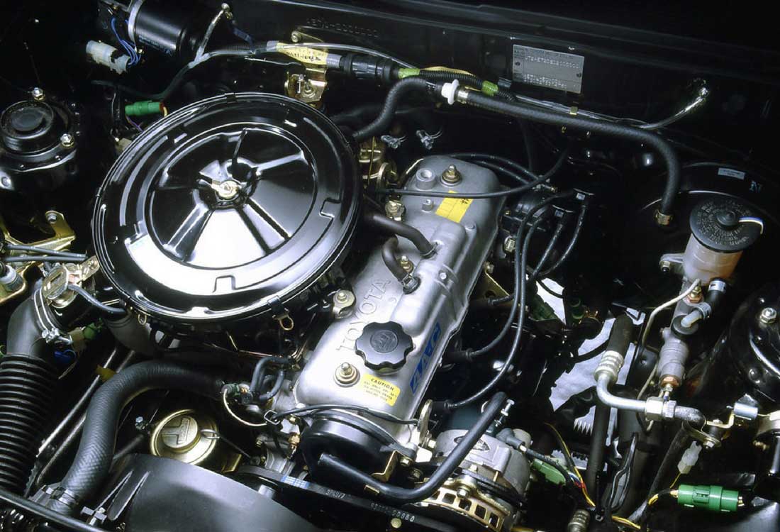Toyota Corolla Fotograflari Ilk Uretimden Son Uretime Kadar Tarihsel Liste 1979 E70 Motor Unitesi Corolla