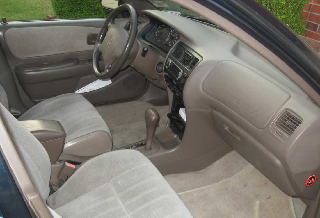 Toyota Corolla Fotograflari Ilk Uretimden Son Uretime Kadar Tarihsel Liste 1991 E100 Ic Gorunumu