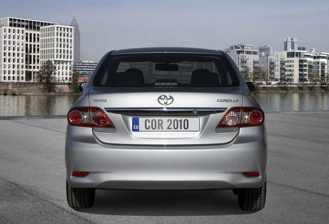 Toyota Corolla Fotograflari Ilk Uretimden Son Uretime Kadar Tarihsel Liste 2006 E140 Makyajli Arka Gorunum