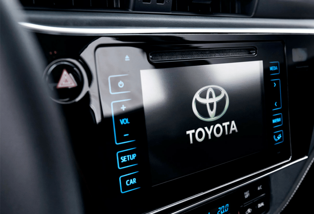 Toyota Corolla Fotograflari Ilk Uretimden Son Uretime Kadar Tarihsel Liste 2012 E170 Dokunmatik Bilgi Ekrani