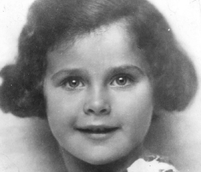 Hedy Lamarr'ın Çocukluğu;