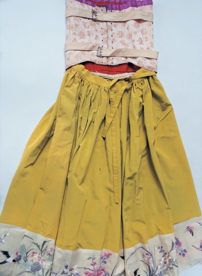 Renkli Elbise Frida Kahlo